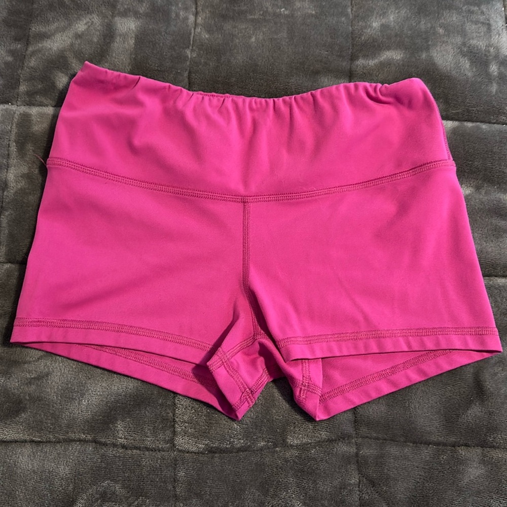 FLEO shorts
